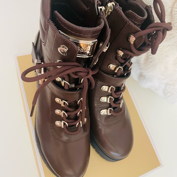 Guess Canaly Platform Combat Boot Dark Brown Size 8 - Picture 5 of 7